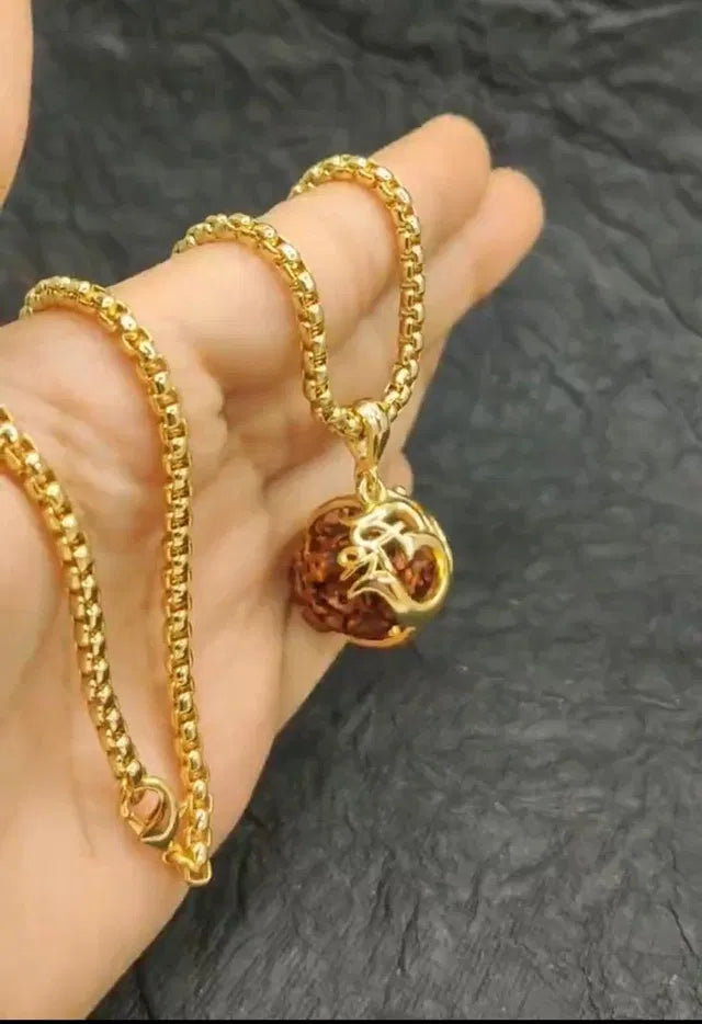 Om Rudraksha Pendant With Chain – Divine Spiritual Jewellery Combo